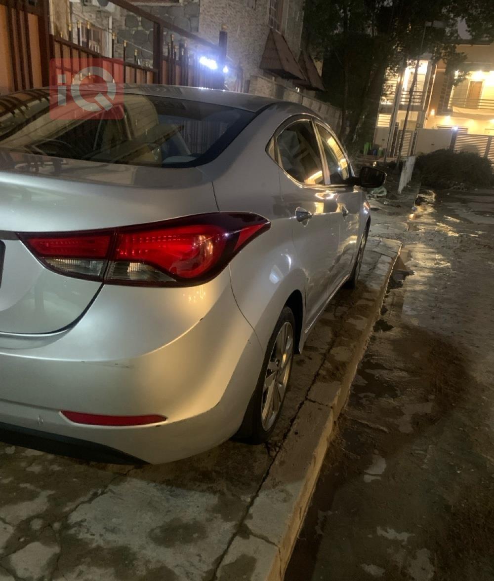 هيونداي النترا